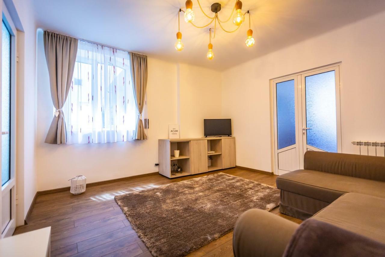 Central Apartment Брашов Экстерьер фото
