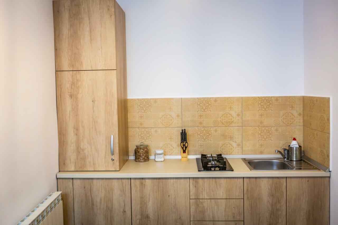 Central Apartment Брашов Экстерьер фото
